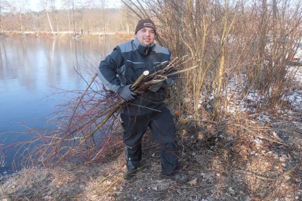 arbeitseinsatz-6-20130324-181693375555BCC3BD-DA3B-664C-6DDD-CD5E455893D7.jpg