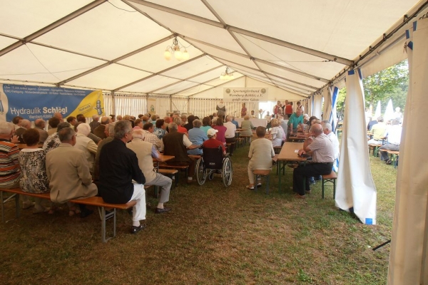 fischerfest-2013-20130813-10196332429028A59D-0021-0738-A6EA-D225E121B2CA.jpg