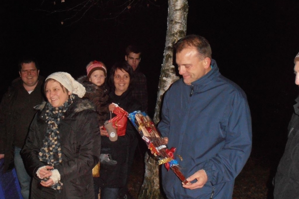 weihnachtsfeier-20131201-10693058389FD87873-4B4F-2F59-624A-37258FB62F45.jpg