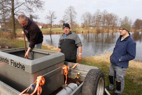 2-arbeitseinsatz-20150328-1147819178EE3B9E27-BF62-4B00-08C4-28504EA257D1.jpg