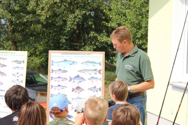 ferienprogramm-20150822-1030194225B69542A9-5244-5242-B9B4-03C383FBA3D5.jpg