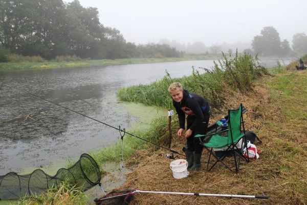 jugendfreundschaftsfischen-20150919-11353642378C83C4C7-2C95-54EB-29C1-36A4B844C841.jpg