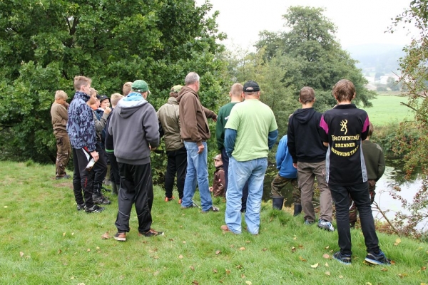 jugendfreundschaftsfischen-20150919-11369332977EF929C8-6F71-94D8-5B9E-C3DD15227998.jpg