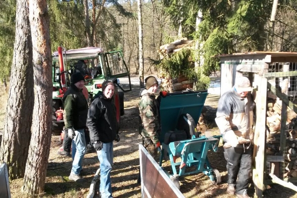 arbeitseinsatz-20180224-201690304137567A5D-9401-8B90-7499-2F381B20A173.jpg