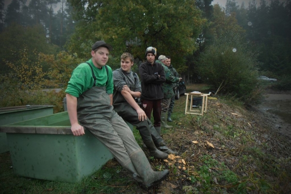 arbeitseinsatz-3-20121029-110861940728A44119-A4B2-6048-A122-698D13861281.jpg