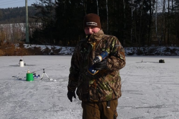 eisangeln-20120212-1108576623B798BDC2-62D5-2955-582A-AD2221C48B33.jpg