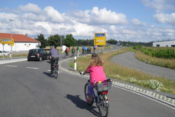 radtour-20120728-15324645462E50CF6C-9183-9E3F-1B69-8ACCE020F165.jpg