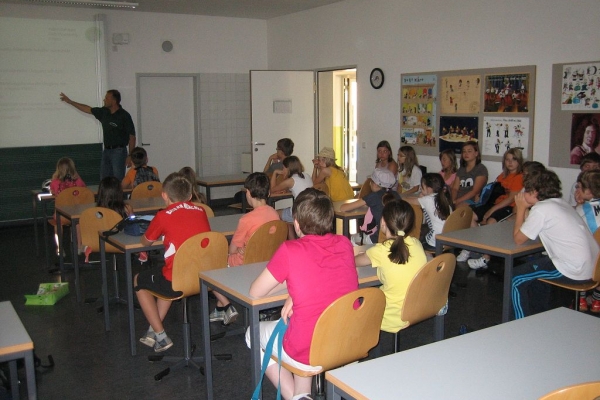 schule-20120619-1447622161DC7B677C-4744-E328-171B-91F06F8F5867.jpg